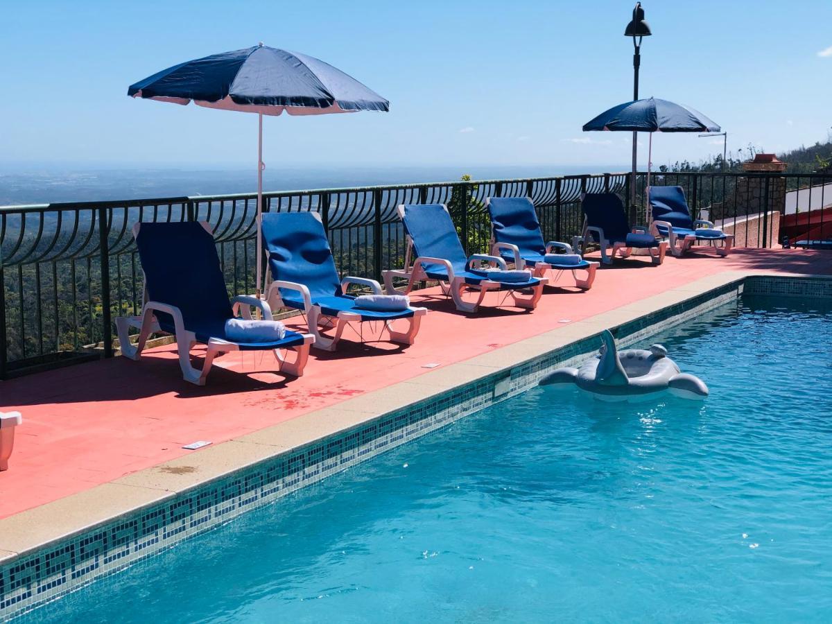 Aqua Vista Hotel
